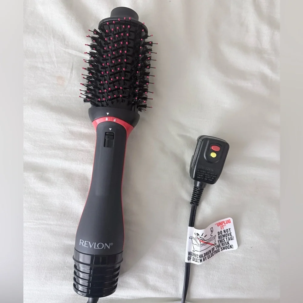 ✨ Revlon One-Step Hair Dryer and Volumizer – Clean, Perfect Condition - Picture 6 of 15